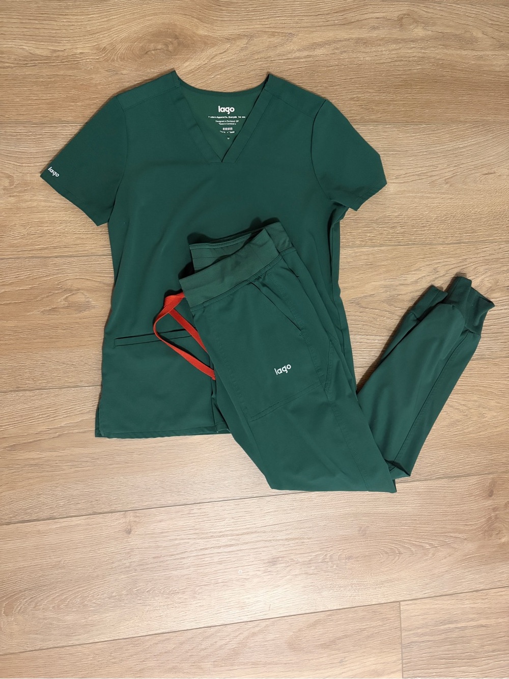 Lago Jogger Scrub Set XS Scrub Top and Small bottoms